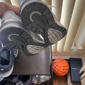 New Balance 990 V5 Sz 9.5